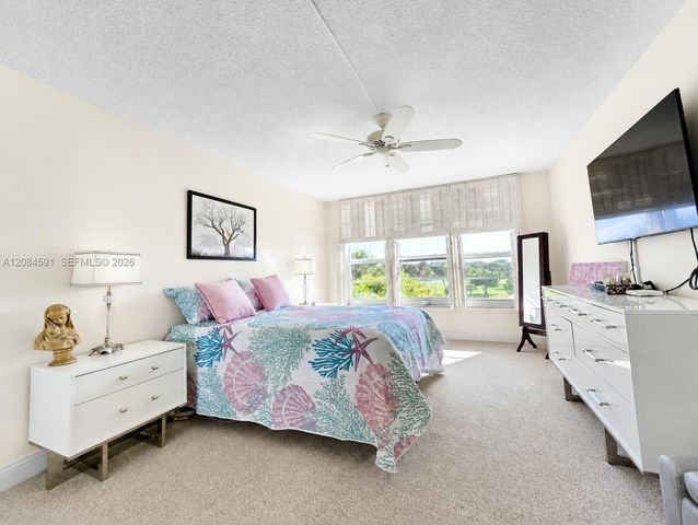 3980 Oaks Clubhouse Drive 409, Pompano Beach, FL 33069