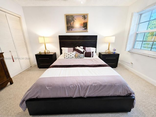 3980 Oaks Clubhouse Drive 409, Pompano Beach, FL 33069