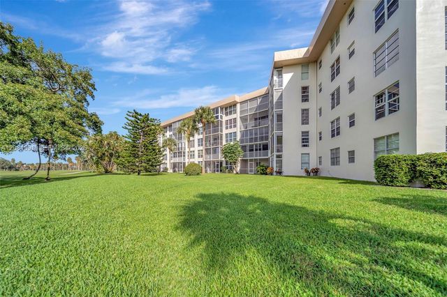 3980 Oaks Clubhouse Drive 409, Pompano Beach, FL 33069