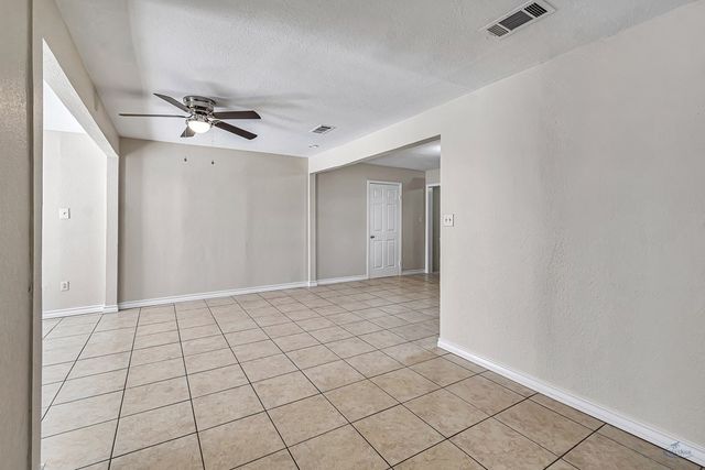 305 E Cuthbert Ave, Midland, TX 79701