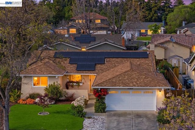 35290 Farnham Dr, Newark, CA 94560