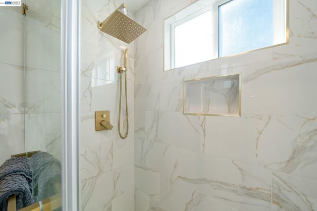 35290 Farnham Dr, Newark, CA 94560