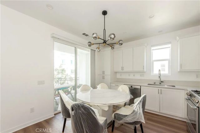 2208 Synergy, Irvine, CA 92614