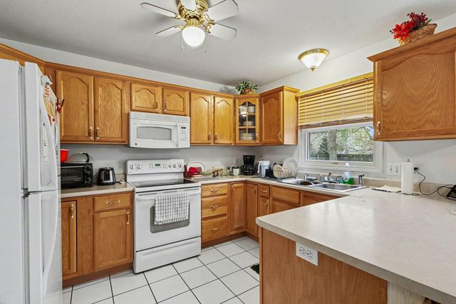 7865 Wapiti Street, Portage, MI 49002