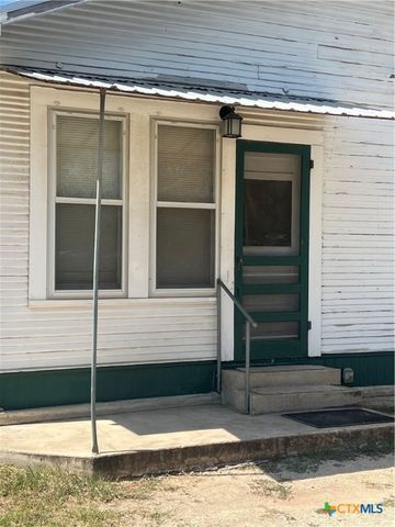 284 Wright Avenue, New Braunfels, TX 78130