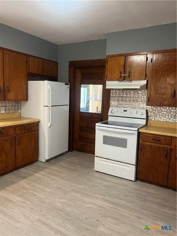 284 Wright Avenue, New Braunfels, TX 78130