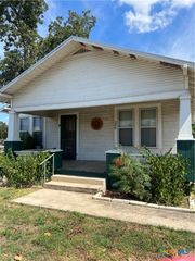 284 Wright Avenue, New Braunfels, TX 78130
