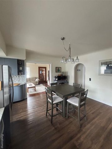 38850 Pardee Street, Harrison Twp, MI 48045