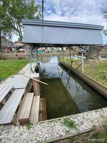 38850 Pardee Street, Harrison Twp, MI 48045