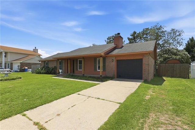 7878 Adrian Drive, Fayetteville, NC 28314