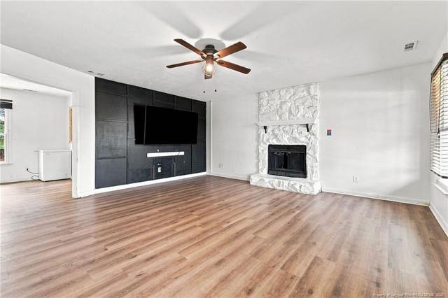 7878 Adrian Drive, Fayetteville, NC 28314
