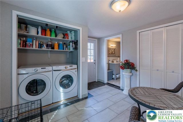 38 Water Street, Wind Gap Boro, PA 18091