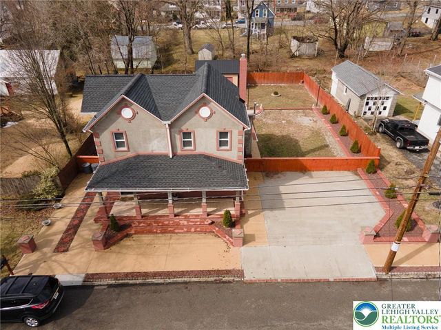 38 Water Street, Wind Gap Boro, PA 18091