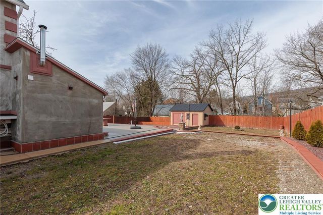 38 Water Street, Wind Gap Boro, PA 18091