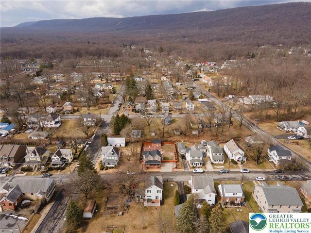 38 Water Street, Wind Gap Boro, PA 18091