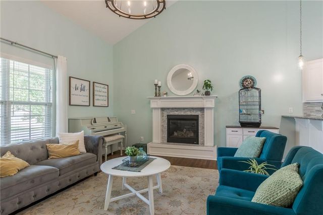 1309 Regency Drive, Kearney, MO 64060