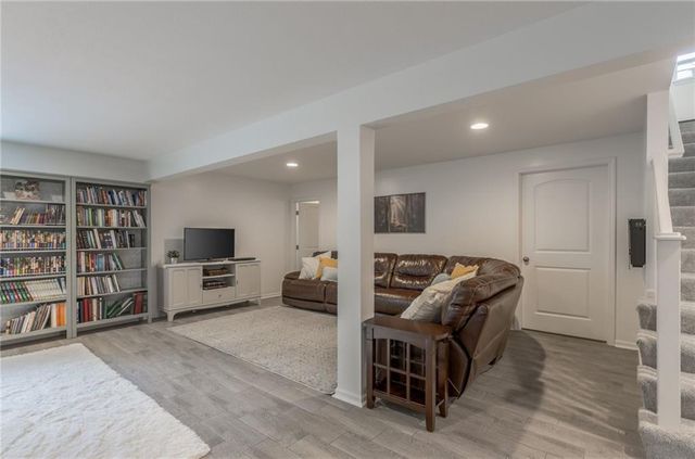1309 Regency Drive, Kearney, MO 64060
