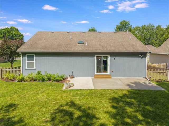 1309 Regency Drive, Kearney, MO 64060