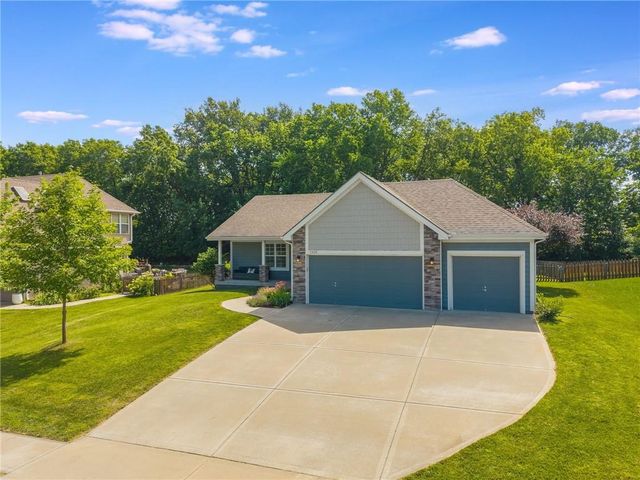 1309 Regency Drive, Kearney, MO 64060