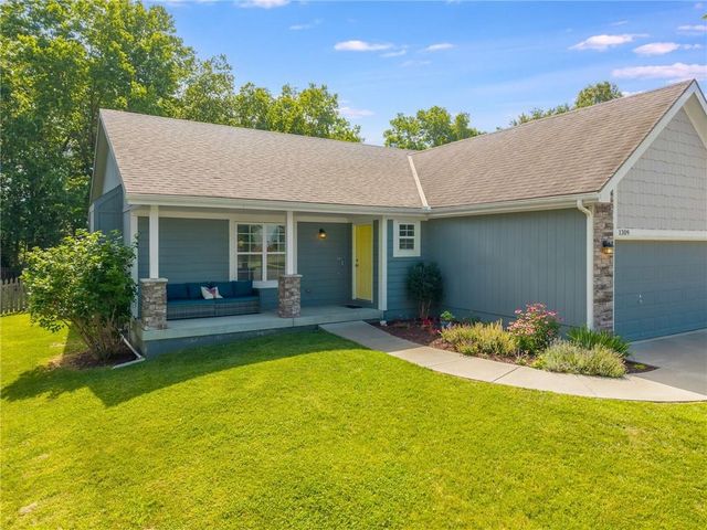 1309 Regency Drive, Kearney, MO 64060