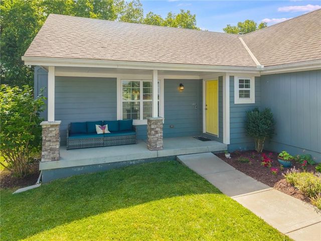 1309 Regency Drive, Kearney, MO 64060