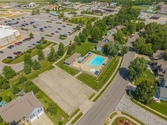 1309 Regency Drive, Kearney, MO 64060