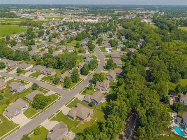 1309 Regency Drive, Kearney, MO 64060