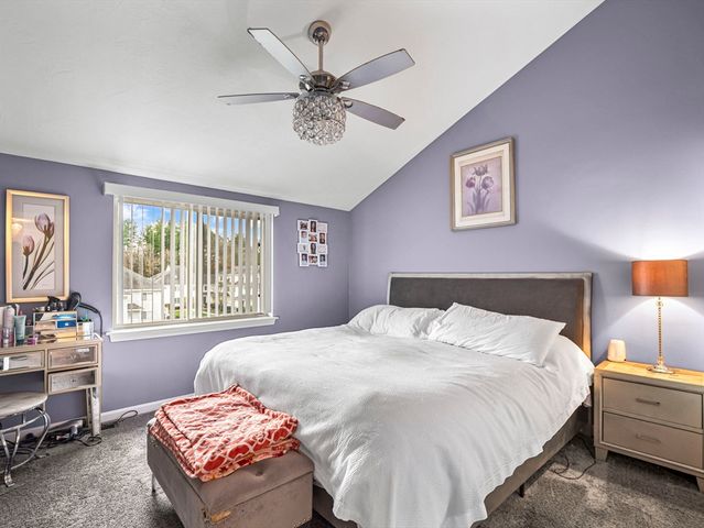 360 Littleton Rd D4, Chelmsford, MA 01824