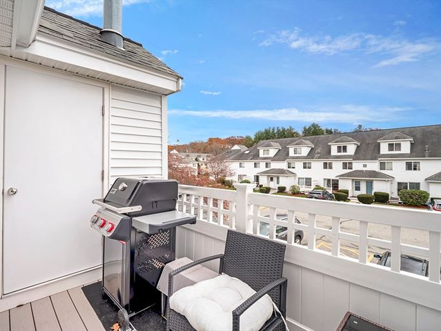 360 Littleton Rd D4, Chelmsford, MA 01824