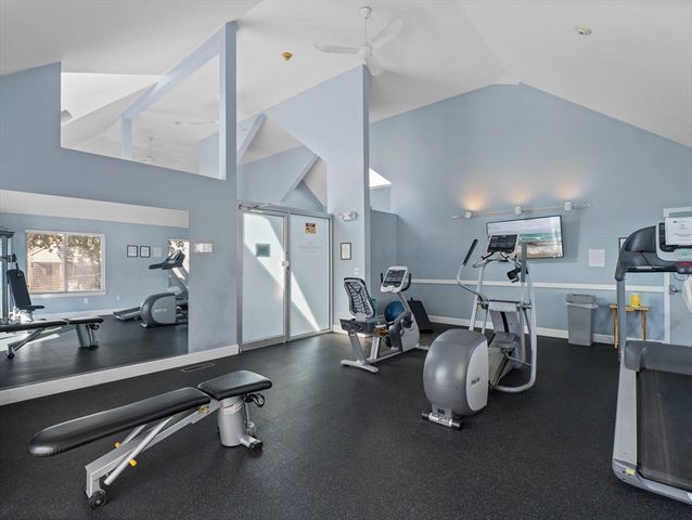 360 Littleton Rd D4, Chelmsford, MA 01824