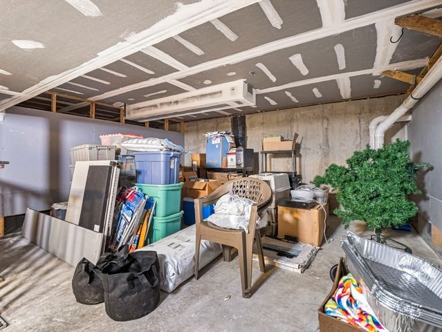 360 Littleton Rd D4, Chelmsford, MA 01824