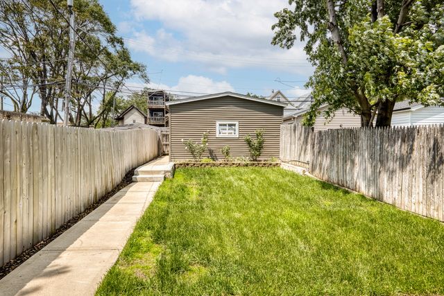 1622 N Spaulding Avenue, Chicago, IL 60647