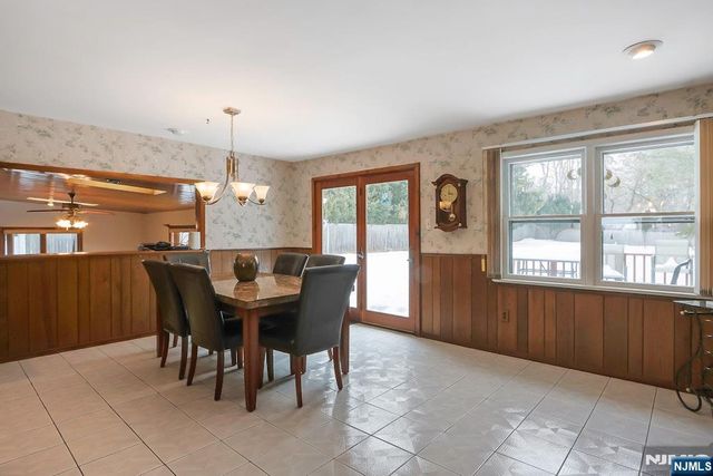 52 Deer Trail Road, Hillsdale, NJ 07642