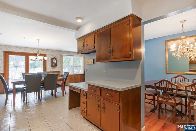 52 Deer Trail Road, Hillsdale, NJ 07642