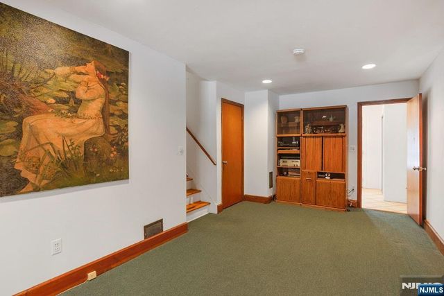 52 Deer Trail Road, Hillsdale, NJ 07642