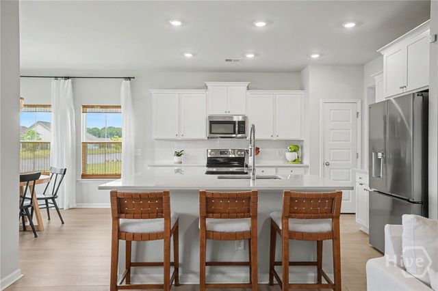 121 Binscombe Lane, Pooler, GA 31322