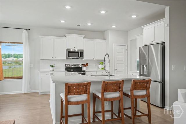121 Binscombe Lane, Pooler, GA 31322
