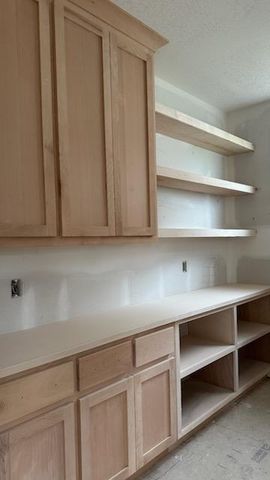 13020 W 174th Place, Overland Park, KS 66221