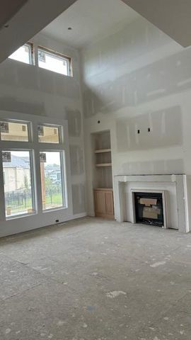 13020 W 174th Place, Overland Park, KS 66221