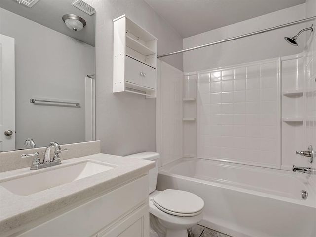 3304 Eaglerock Lane, Norman, OK 73069