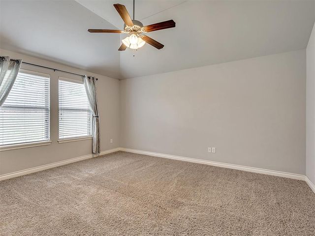 3304 Eaglerock Lane, Norman, OK 73069
