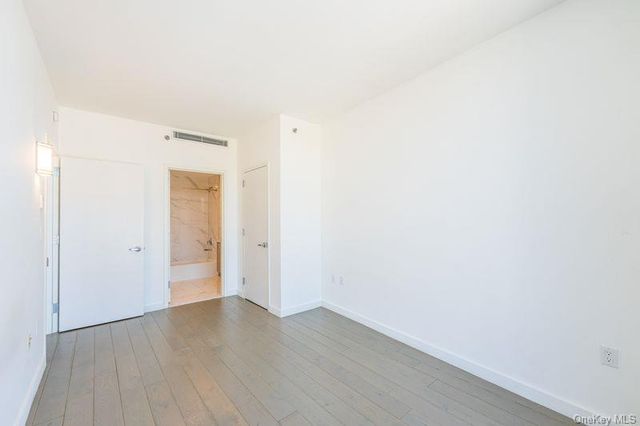 8808 Justice Avenue 17J, Elmhurst, NY 11373