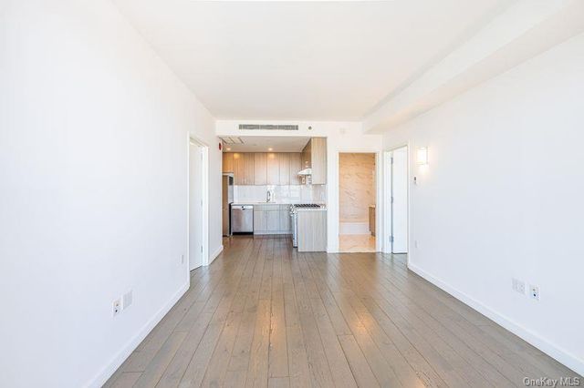 8808 Justice Avenue 17J, Elmhurst, NY 11373