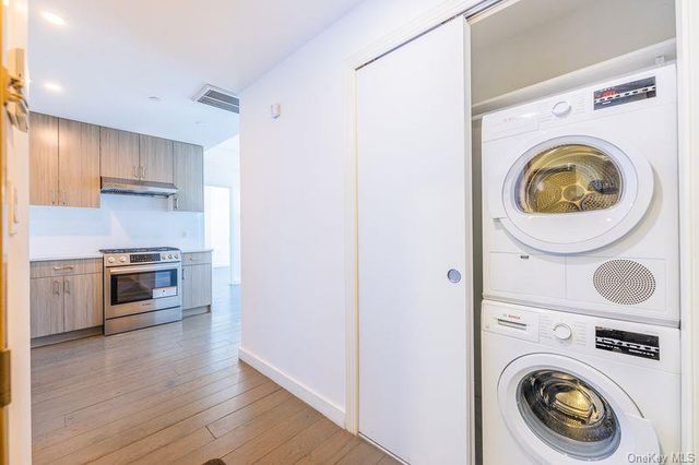 8808 Justice Avenue 17J, Elmhurst, NY 11373