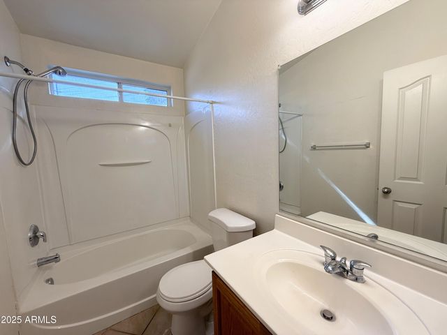 11561 W Green Drive, Youngtown, AZ 85363