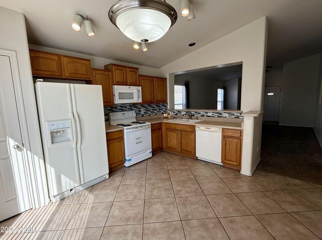 11561 W Green Drive, Youngtown, AZ 85363