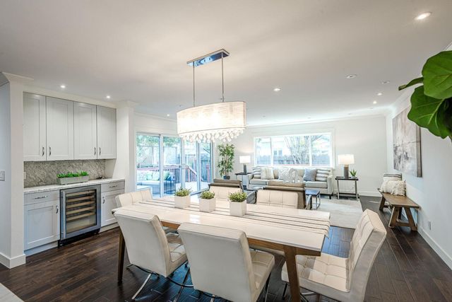 39 Victoria Road, Burlingame, CA 94010