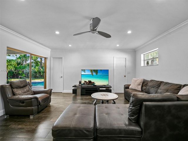 3610 N 53rd Avenue, Hollywood, FL 33021