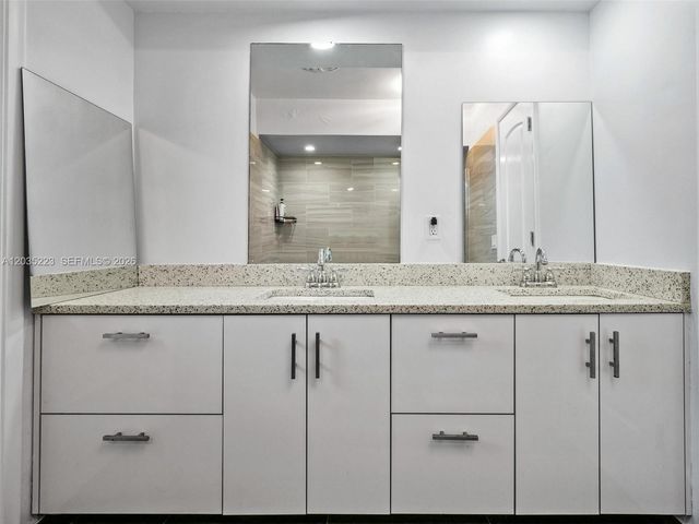 3610 N 53rd Avenue, Hollywood, FL 33021