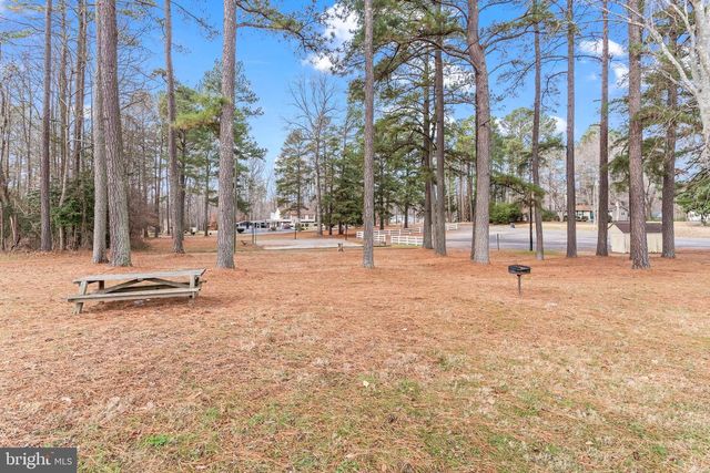 12110 LOBLOLLY RD, Ruther Glen, VA 22546